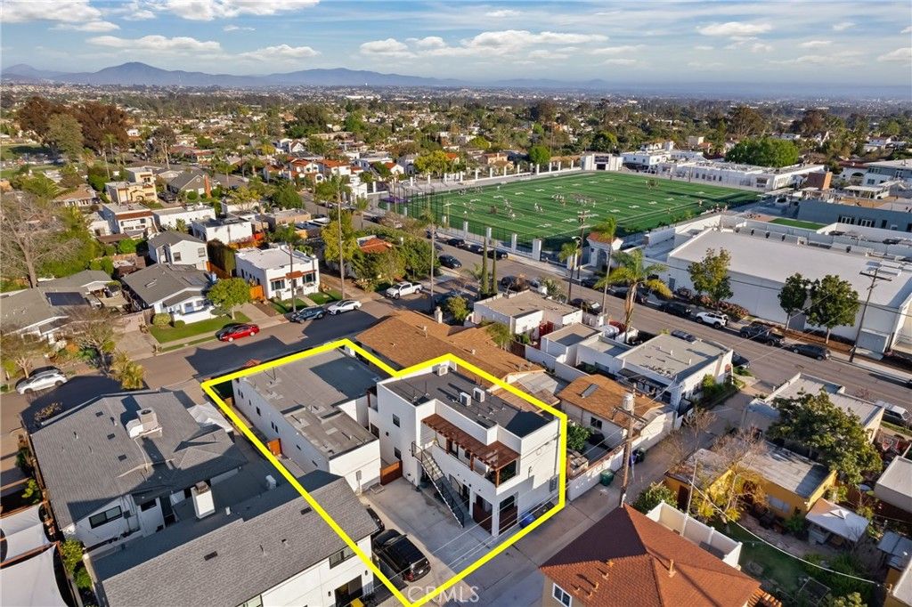 Image 40 of property listing at 2920 Bancroft Street, San Diego, CA 92104