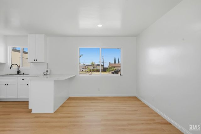 3412 Century Drive, Bakersfield, CA 93306