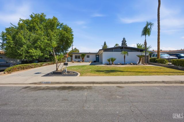 3412 Century Drive, Bakersfield, CA 93306