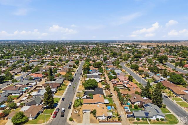 3412 Century Drive, Bakersfield, CA 93306