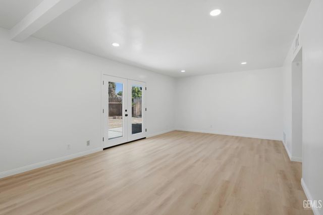 3412 Century Drive, Bakersfield, CA 93306