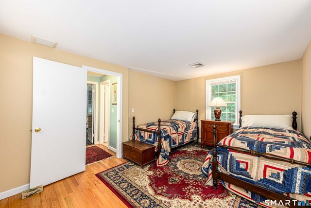 47 Jefferson Drive, Guilford, CT 06437