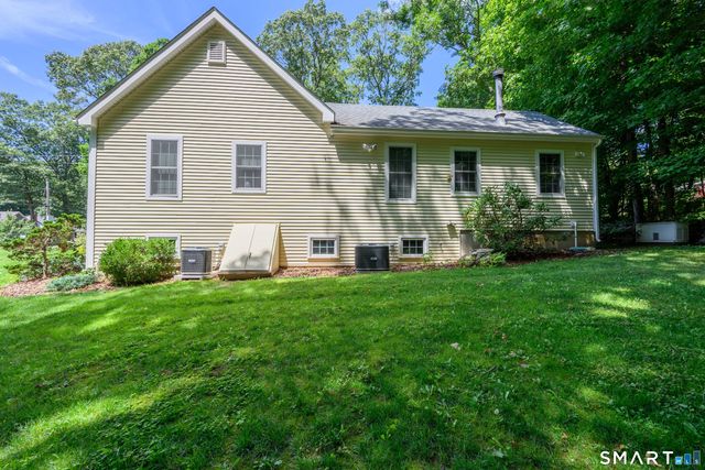 47 Jefferson Drive, Guilford, CT 06437