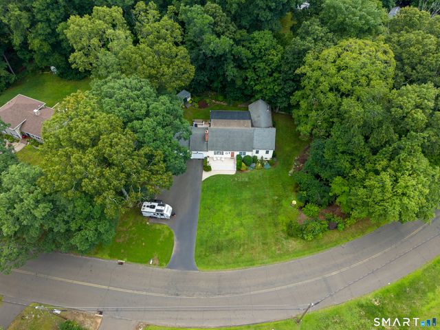 47 Jefferson Drive, Guilford, CT 06437