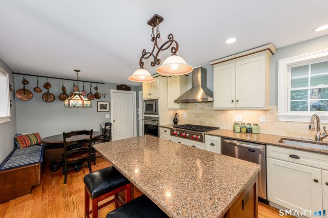 47 Jefferson Drive, Guilford, CT 06437