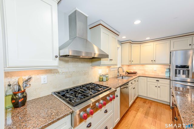 47 Jefferson Drive, Guilford, CT 06437