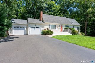 47 Jefferson Drive, Guilford, CT 06437