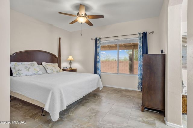 3673 W Camino De Talia, Tucson, AZ 85741