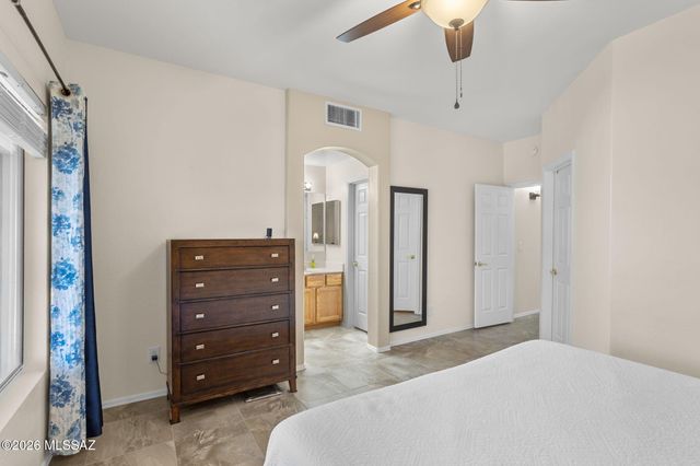 3673 W Camino De Talia, Tucson, AZ 85741