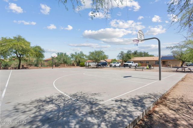 3673 W Camino De Talia, Tucson, AZ 85741