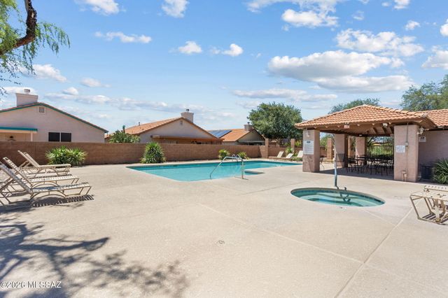 3673 W Camino De Talia, Tucson, AZ 85741