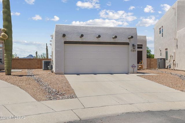 3673 W Camino De Talia, Tucson, AZ 85741