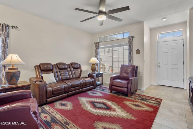 3673 W Camino De Talia, Tucson, AZ 85741