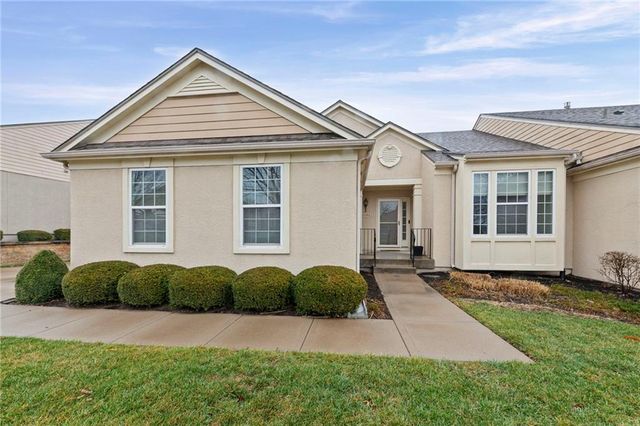 11183 S Chouteau Street, Olathe, KS 66061