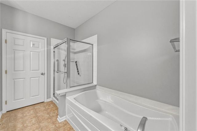 11183 S Chouteau Street, Olathe, KS 66061