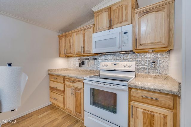 7185 Snapps Ferry Road, Afton, TN 37616