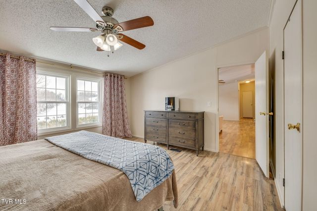 7185 Snapps Ferry Road, Afton, TN 37616