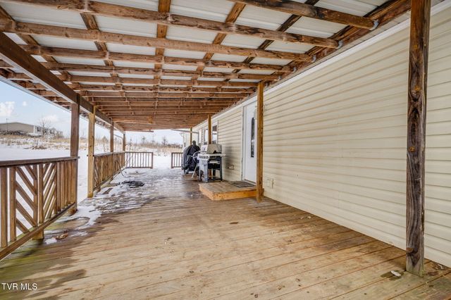 7185 Snapps Ferry Road, Afton, TN 37616