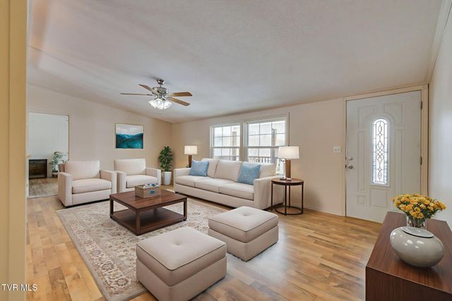 7185 Snapps Ferry Road, Afton, TN 37616