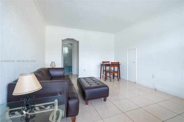 7435 Harding Ave 204, Miami Beach, FL 33141