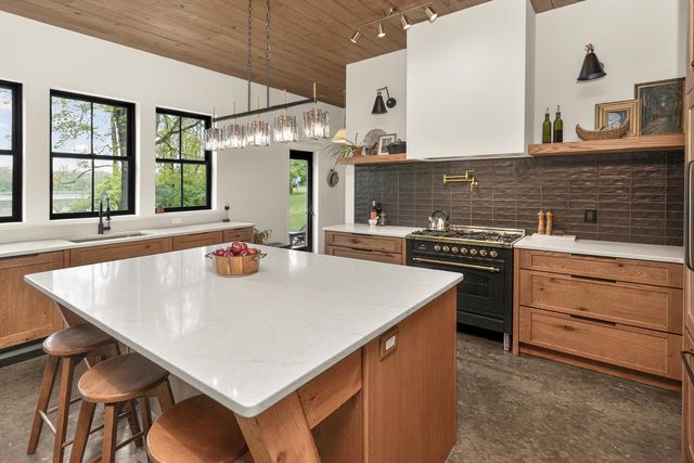 59351 Shafer Brothers Road, Fabius Twp, MI 49093