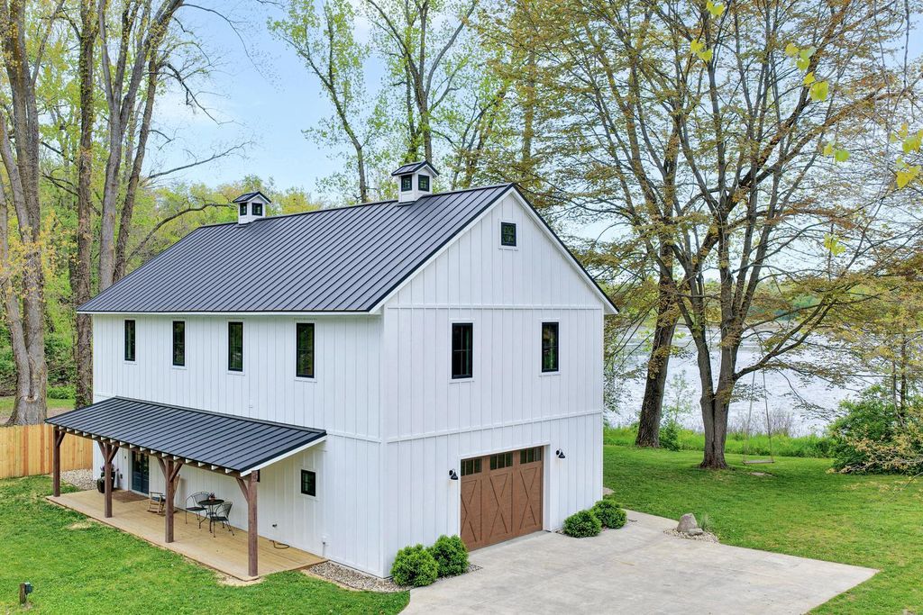 59351 Shafer Brothers Road, Fabius Twp, MI 49093