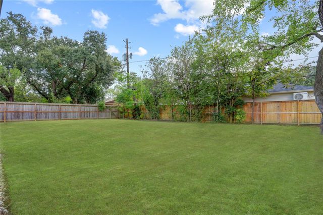 4421 Willowbend Boulevard, Houston, TX 77035