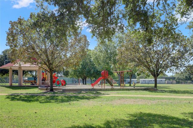 4421 Willowbend Boulevard, Houston, TX 77035
