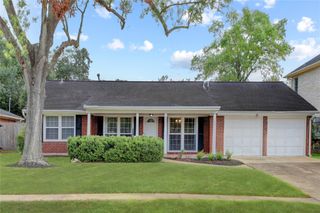 4421 Willowbend Boulevard, Houston, TX 77035