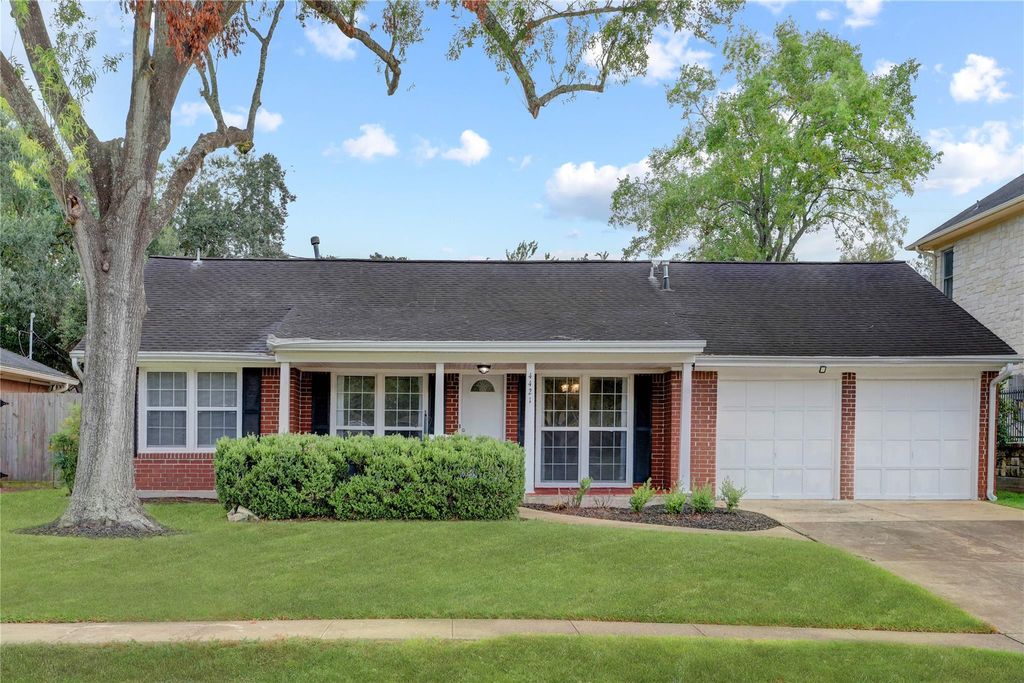 4421 Willowbend Boulevard, Houston, TX 77035