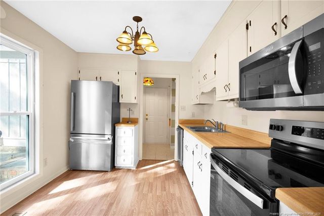 2092 Lakeridge Drive, Fayetteville, NC 28304