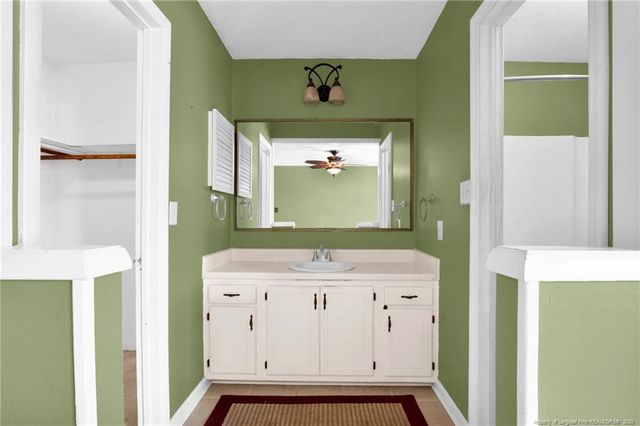 2092 Lakeridge Drive, Fayetteville, NC 28304