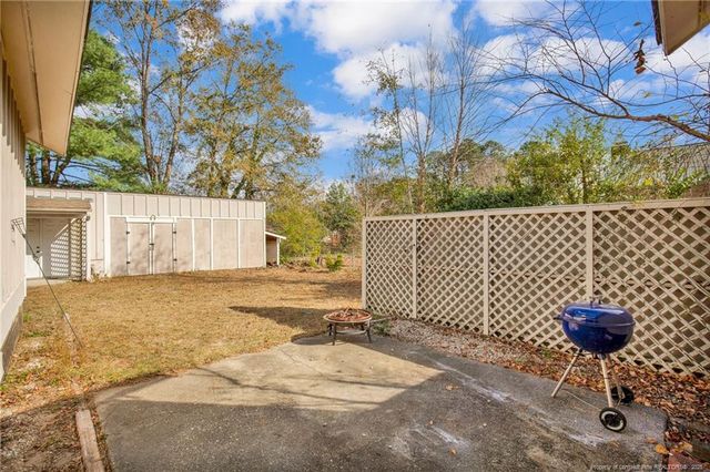 2092 Lakeridge Drive, Fayetteville, NC 28304