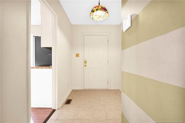 2092 Lakeridge Drive, Fayetteville, NC 28304