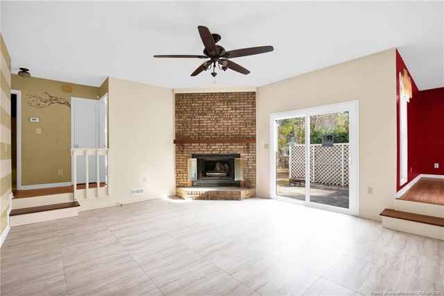 2092 Lakeridge Drive, Fayetteville, NC 28304