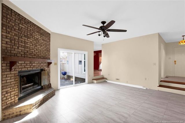 2092 Lakeridge Drive, Fayetteville, NC 28304