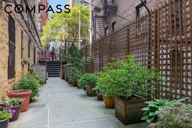 447 Fort Washington Ave Apt 22, New York City, NY 10033