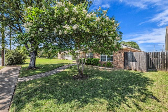1417 N 5th Street, Waco, TX 76707