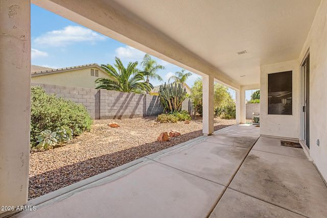 1528 E LAREDO Street, Chandler, AZ 85225