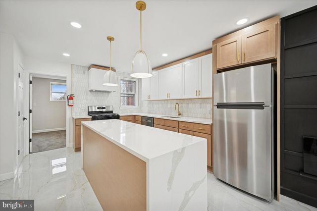 5608 THOMAS AVE, Philadelphia, PA 19143