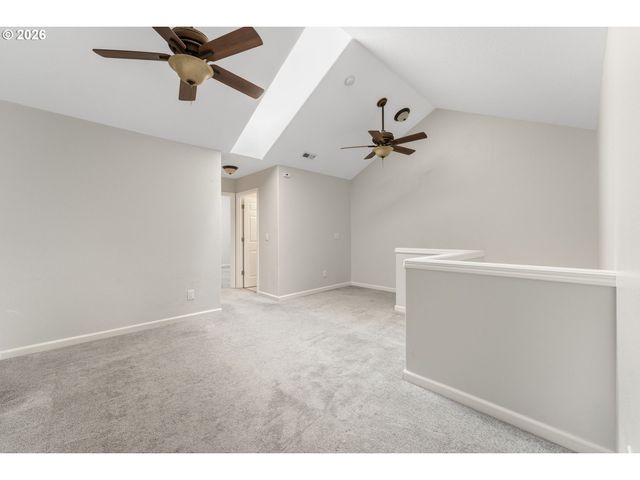 1271 Se LEANDER St, Hillsboro, OR 97123