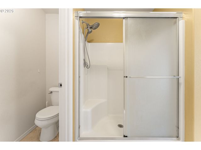 1271 Se LEANDER St, Hillsboro, OR 97123