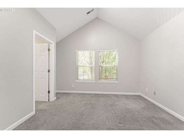 1271 Se LEANDER St, Hillsboro, OR 97123