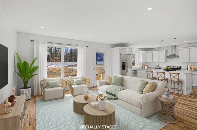 101 Elsa Lane, Essex, VT 05452
