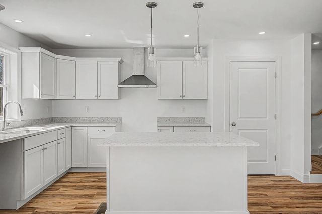 101 Elsa Lane, Essex, VT 05452
