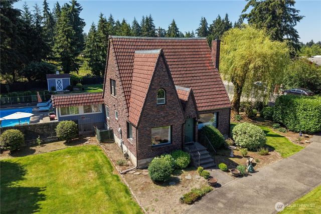 2504 72nd Street E, Tacoma, WA 98404