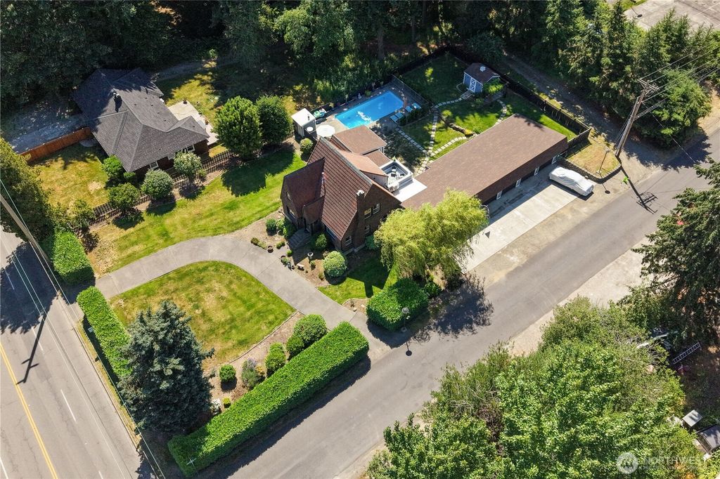 2504 72nd Street E, Tacoma, WA 98404