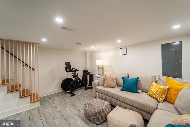1919 BENNETT PL NE, Washington, DC 20002