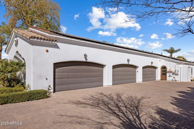 7533 N 70TH Street, Paradise Valley, AZ 85253