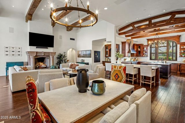 7533 N 70TH Street, Paradise Valley, AZ 85253